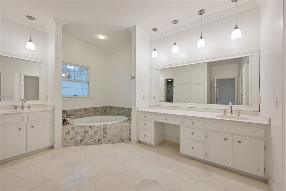 2603 Buckminster Court , Austin, TX, 78746 | 5543087 | Realty Texas LLC