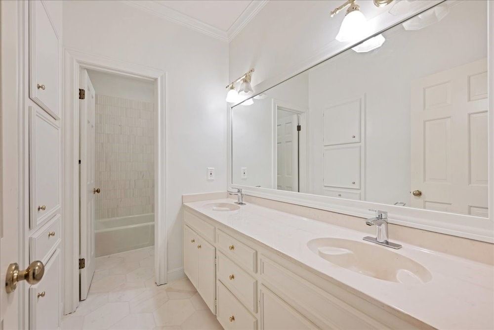 2603 Buckminster Court , Austin, TX, 78746 | 5543087 | Realty Texas LLC