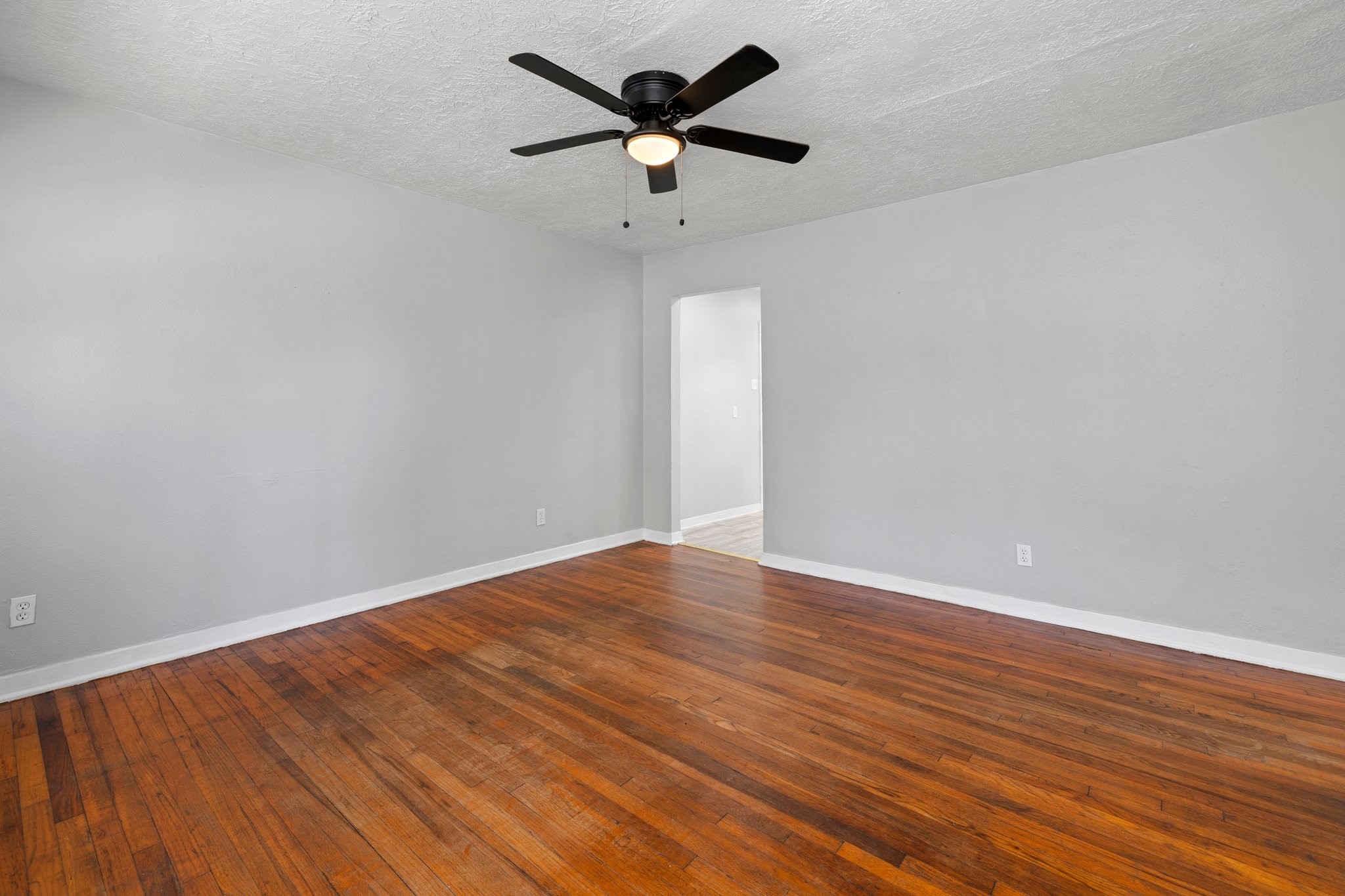 5810 Michaux Street , Houston, TX, 77009 | 10528163 | Realty Texas LLC