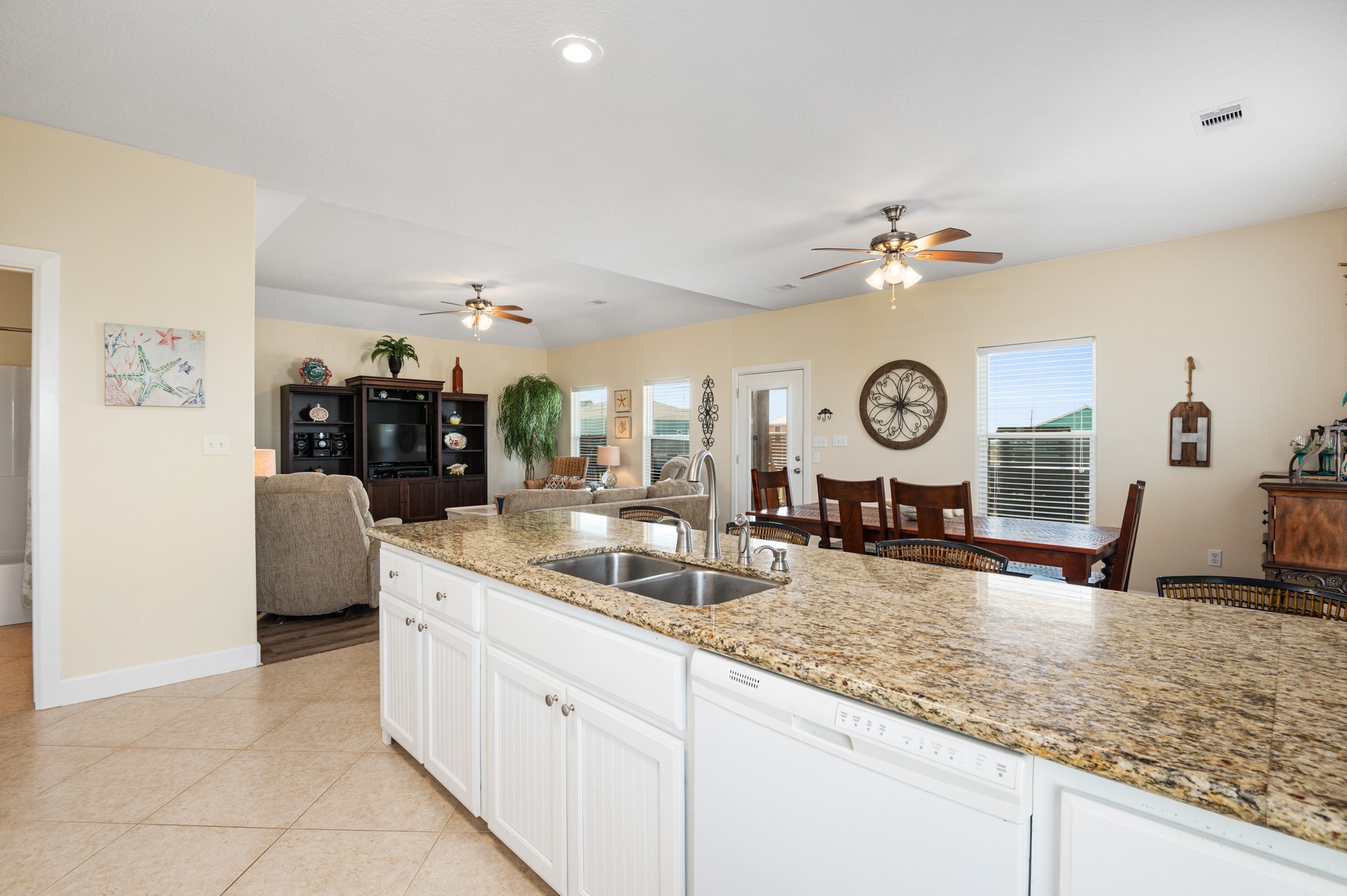 4405 Ranger Drive , Port Bolivar, TX, 77650 | 20704536 | Realty Texas LLC