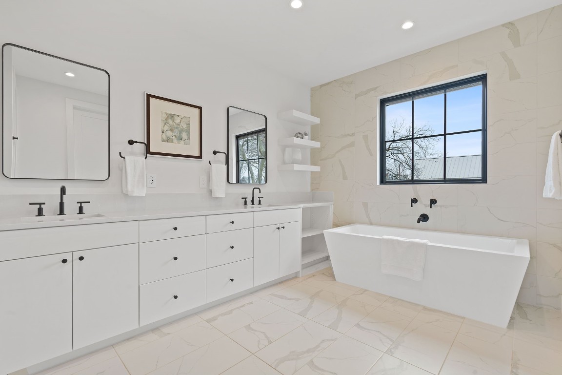 1211 Cullen Avenue , Austin, TX, 78757 | 8151788 | Realty Texas LLC