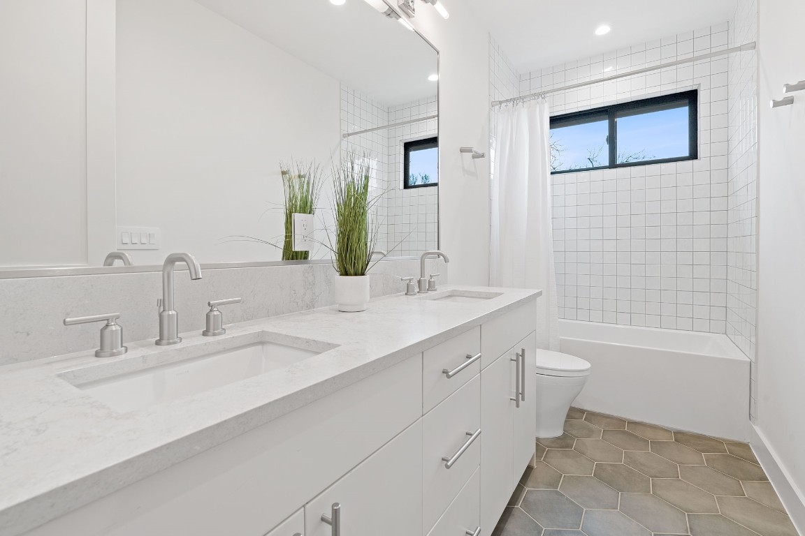1211 Cullen Avenue , Austin, TX, 78757 | 8151788 | Realty Texas LLC