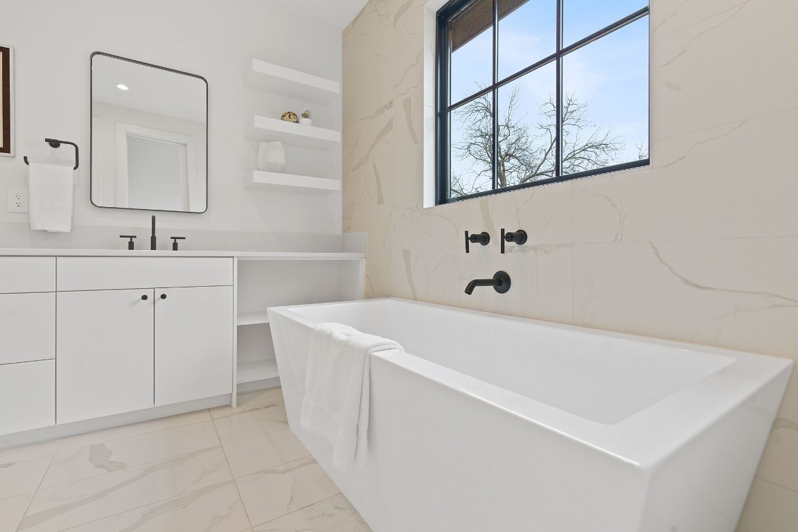 1211 Cullen Avenue , Austin, TX, 78757 | 8151788 | Realty Texas LLC