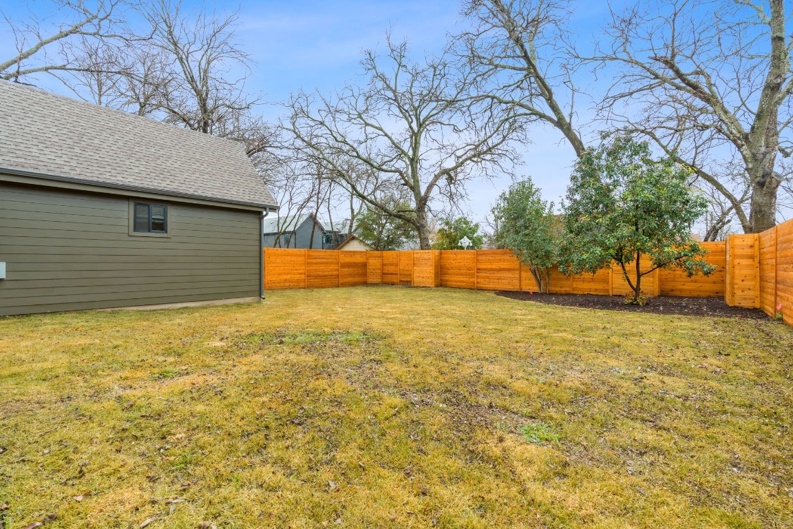 1211 Cullen Avenue , Austin, TX, 78757 | 8151788 | Realty Texas LLC