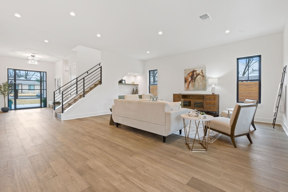 1211 Cullen Avenue , Austin, TX, 78757 | 8151788 | Realty Texas LLC
