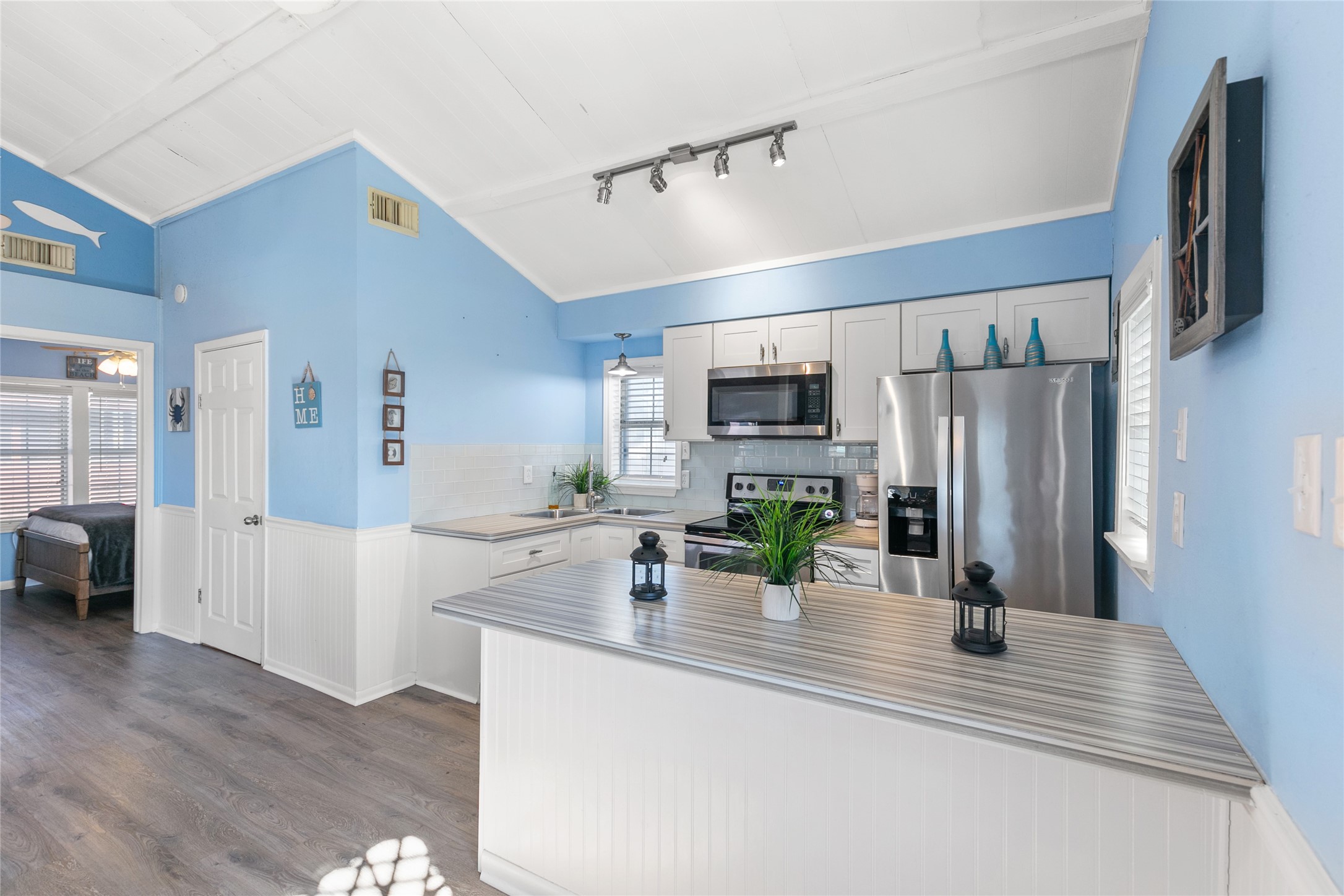218 Driftwood Court , Surfside Beach, TX, 77541 | 31861661 | Realty Texas LLC