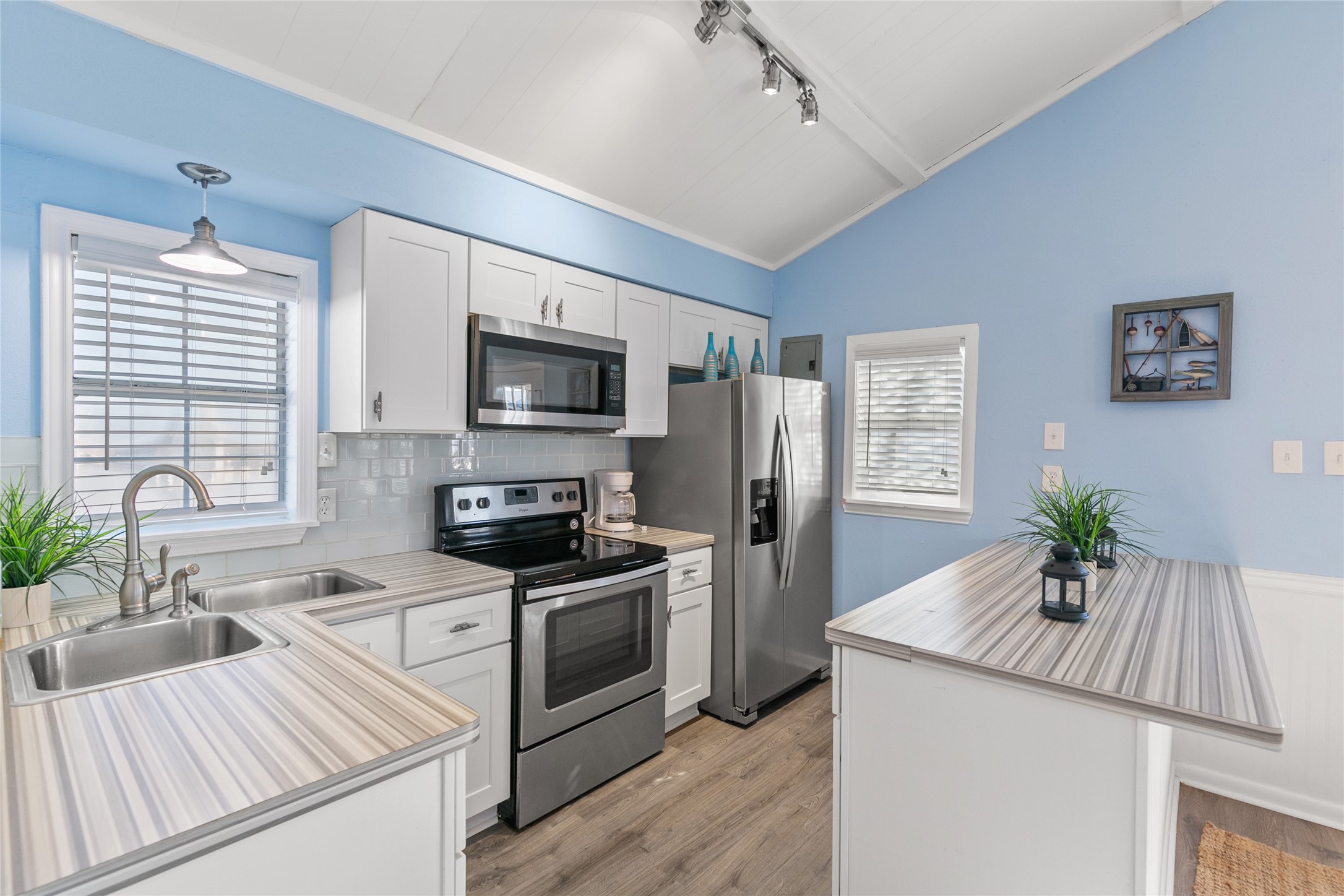 218 Driftwood Court , Surfside Beach, TX, 77541 | 31861661 | Realty Texas LLC
