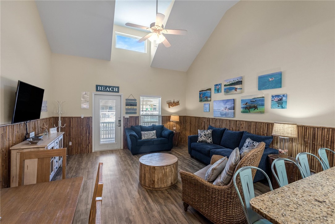14920 ISLAND VILLAGE Dr, Corpus Christi, TX, 78418 | 434721 | Realty Texas LLC