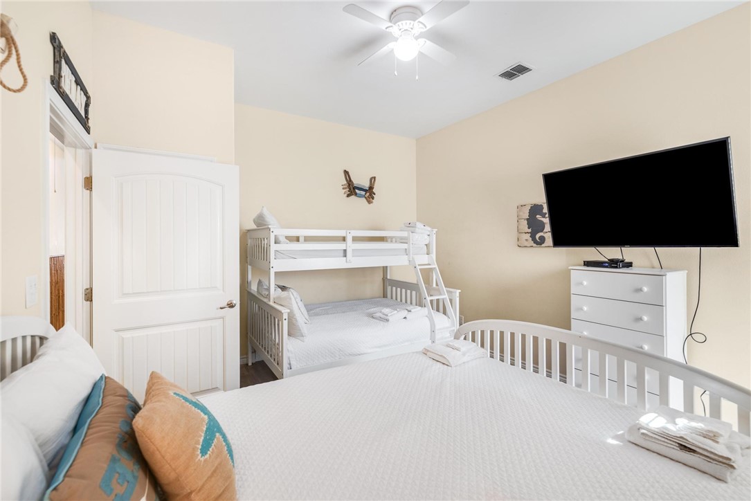 14920 ISLAND VILLAGE Dr, Corpus Christi, TX, 78418 | 434721 | Realty Texas LLC