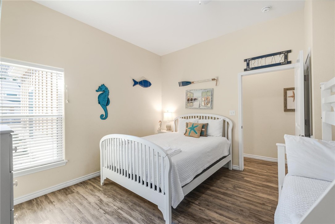 14920 ISLAND VILLAGE Dr, Corpus Christi, TX, 78418 | 434721 | Realty Texas LLC