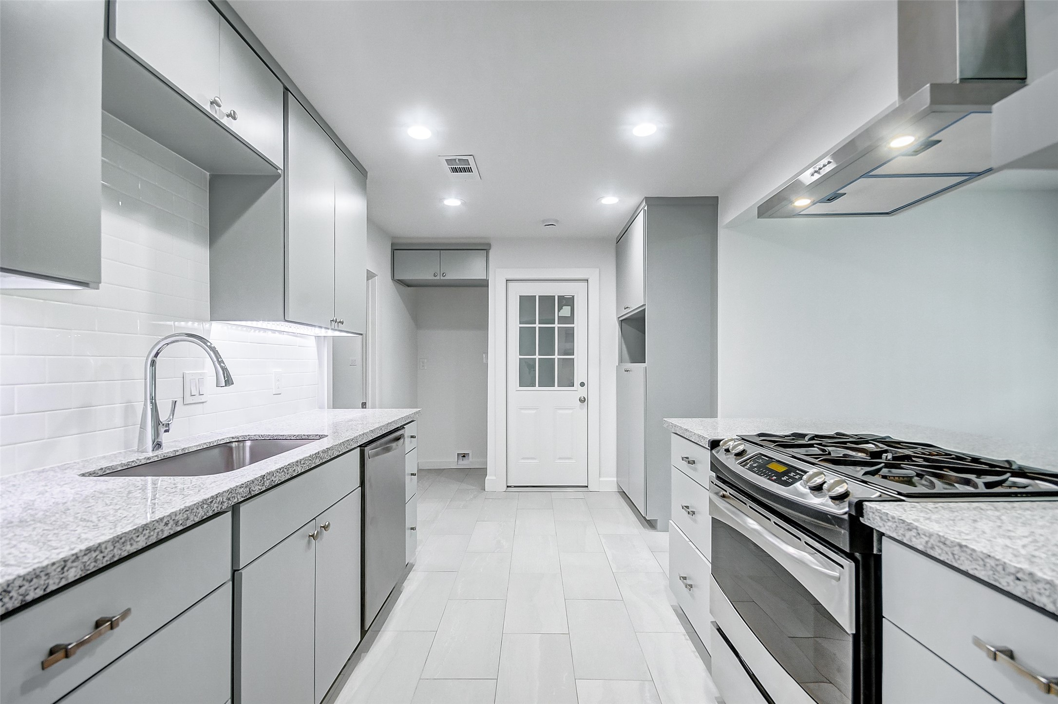 6926 Peyton Street , Houston, TX, 77028 | 59478379 | Realty Texas LLC