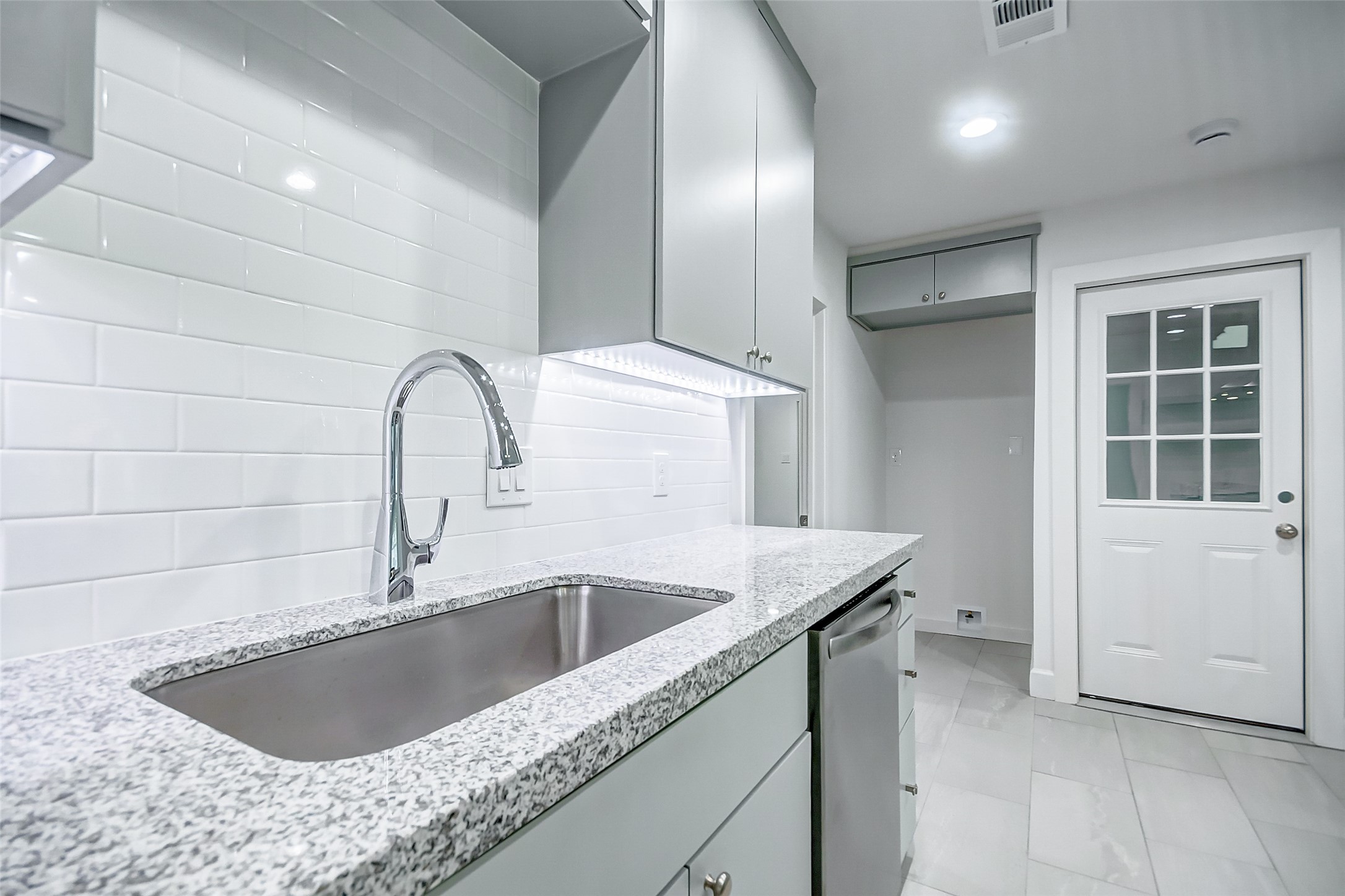 6926 Peyton Street , Houston, TX, 77028 | 59478379 | Realty Texas LLC