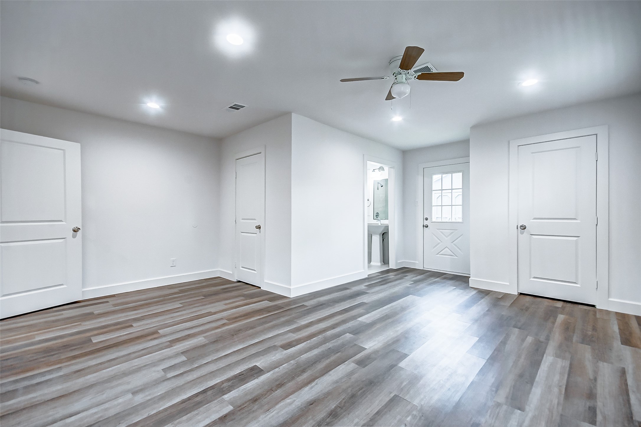 6926 Peyton Street , Houston, TX, 77028 | 59478379 | Realty Texas LLC