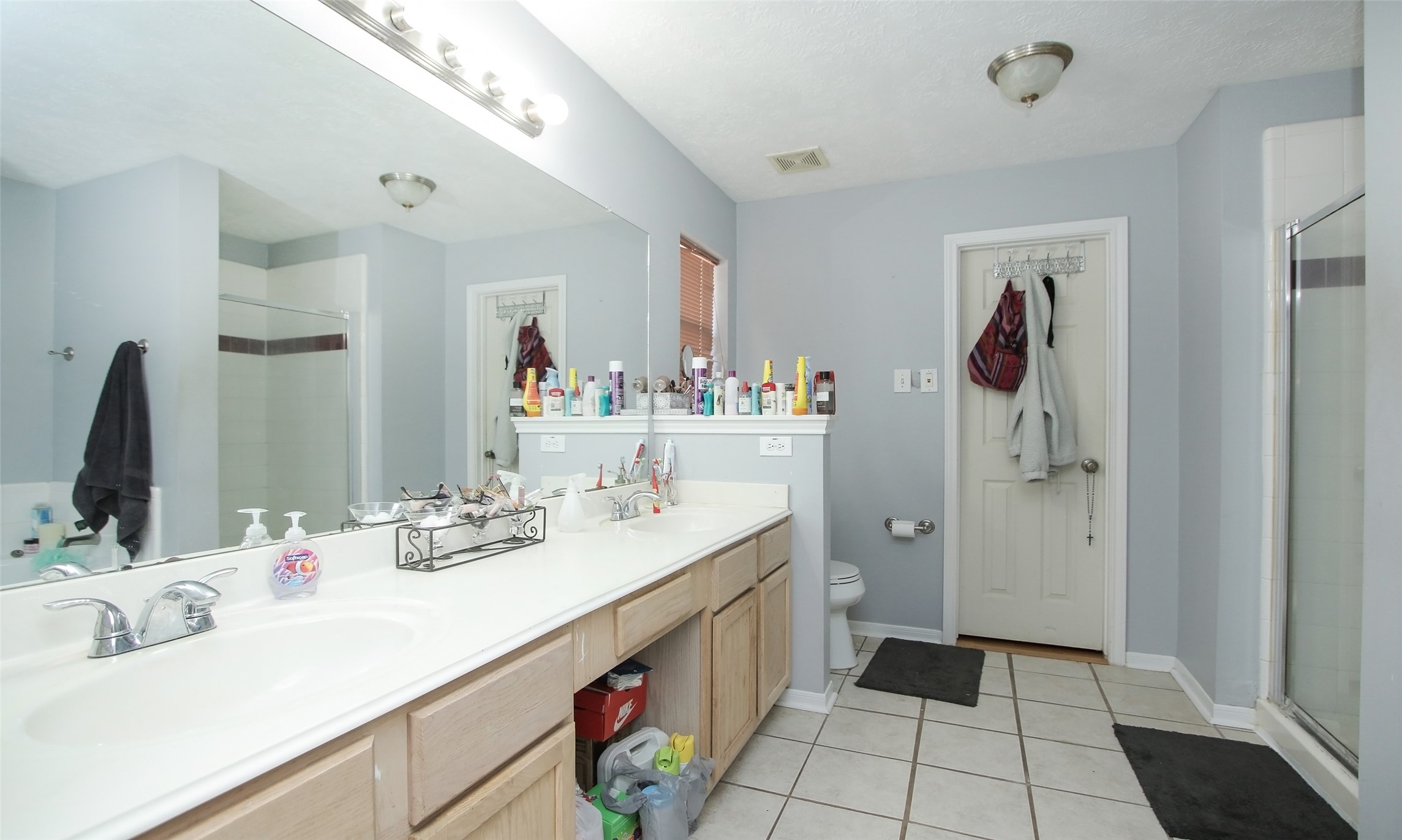 1619 Regal Blue Court , Fresno, TX, 77545 | 96902276 | Realty Texas LLC