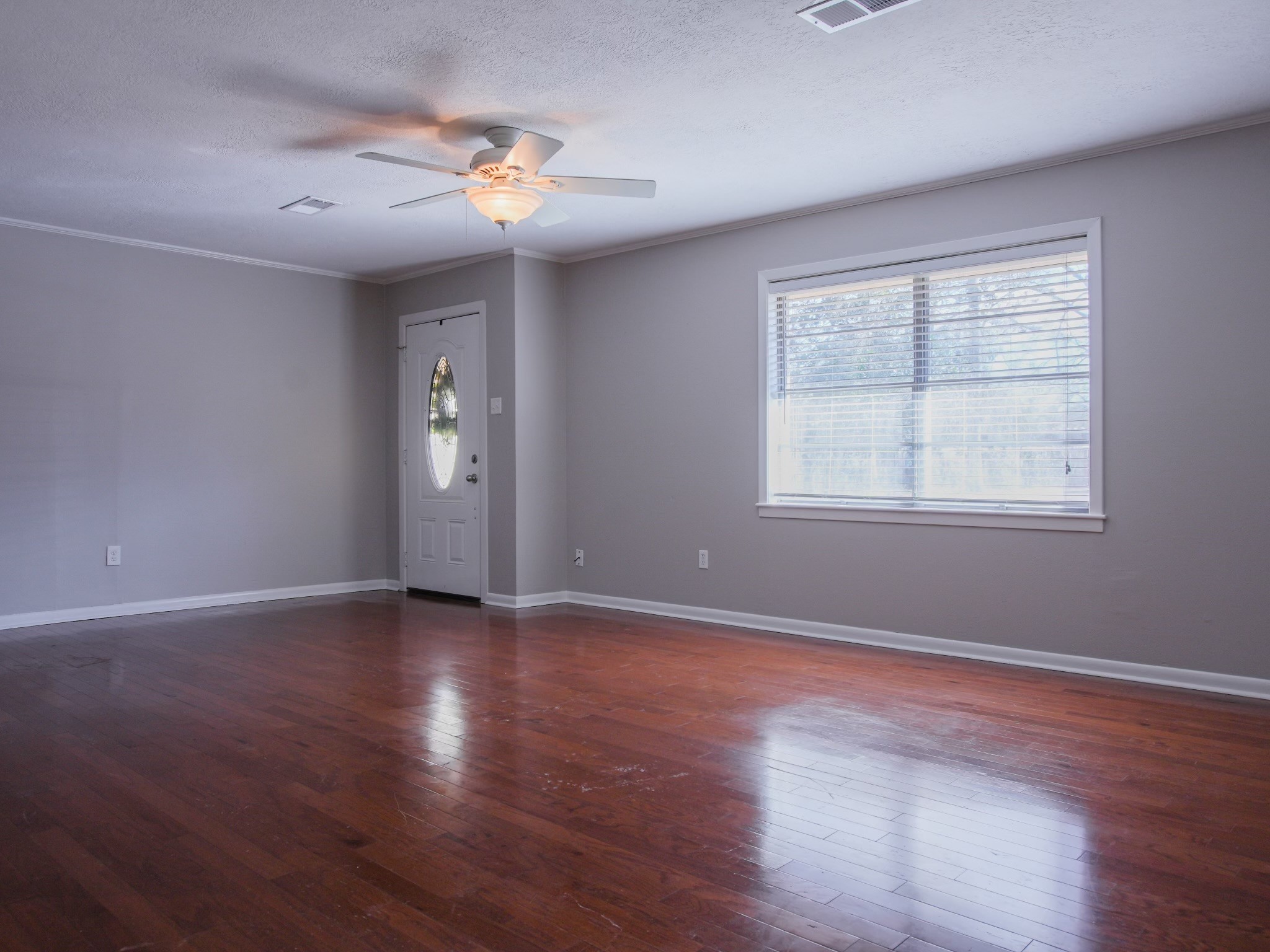 207 Dora Street , Cleveland, TX, 77328 | 3329042 | Realty Texas LLC