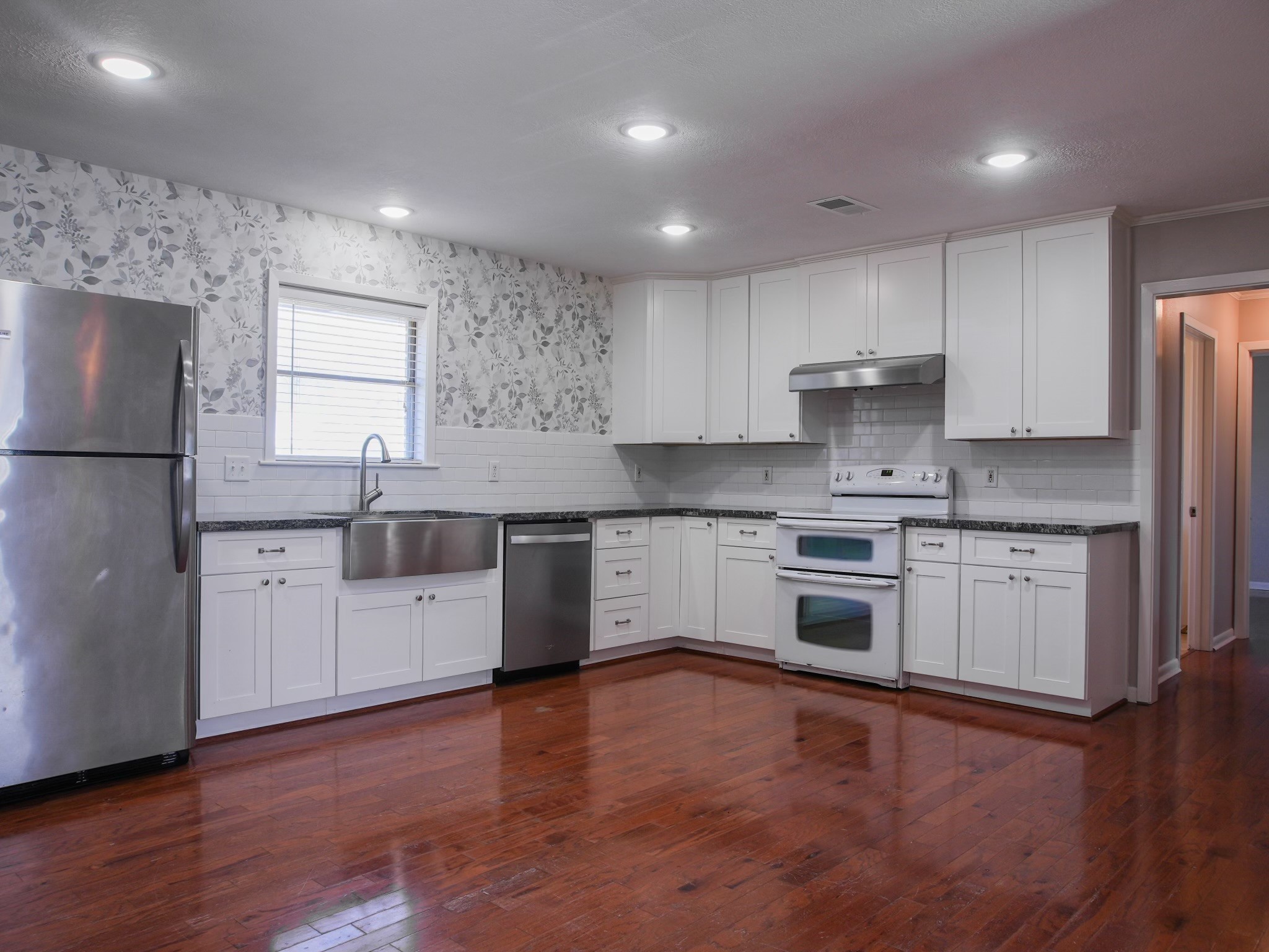 207 Dora Street , Cleveland, TX, 77328 | 3329042 | Realty Texas LLC