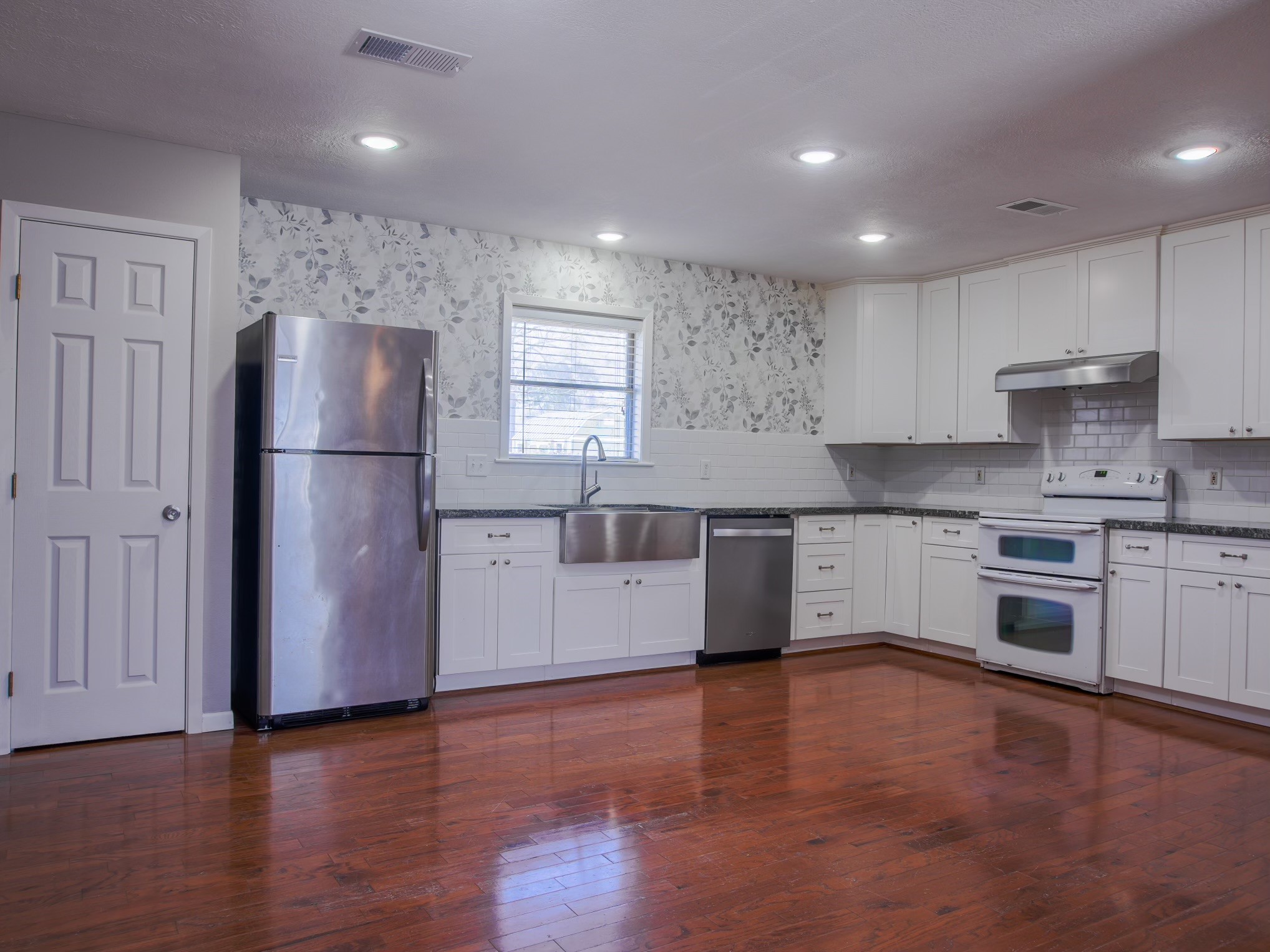 207 Dora Street , Cleveland, TX, 77328 | 3329042 | Realty Texas LLC