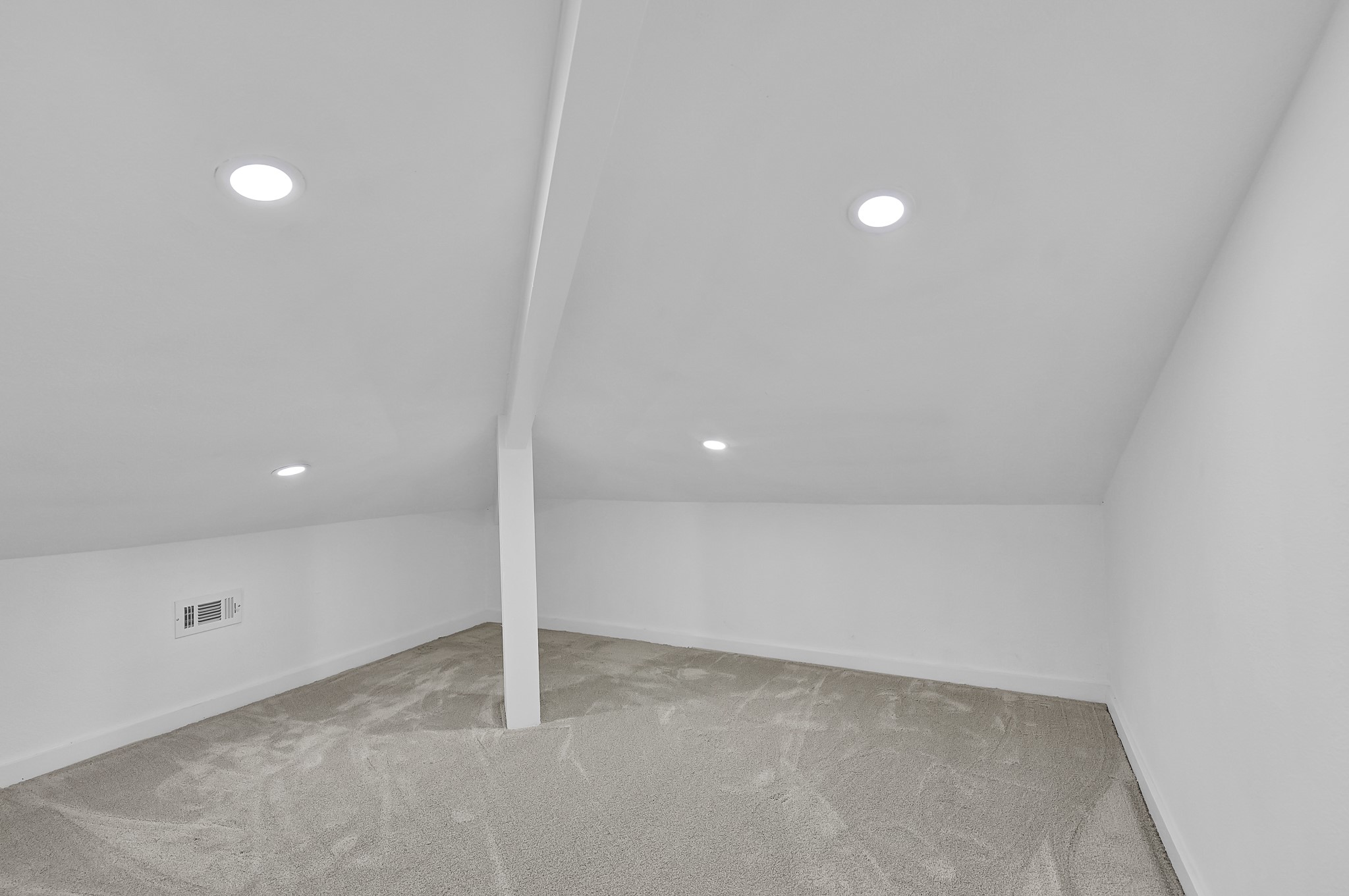 922 Armada Drive , Houston, TX, 77091 | 83581405 | Realty Texas LLC