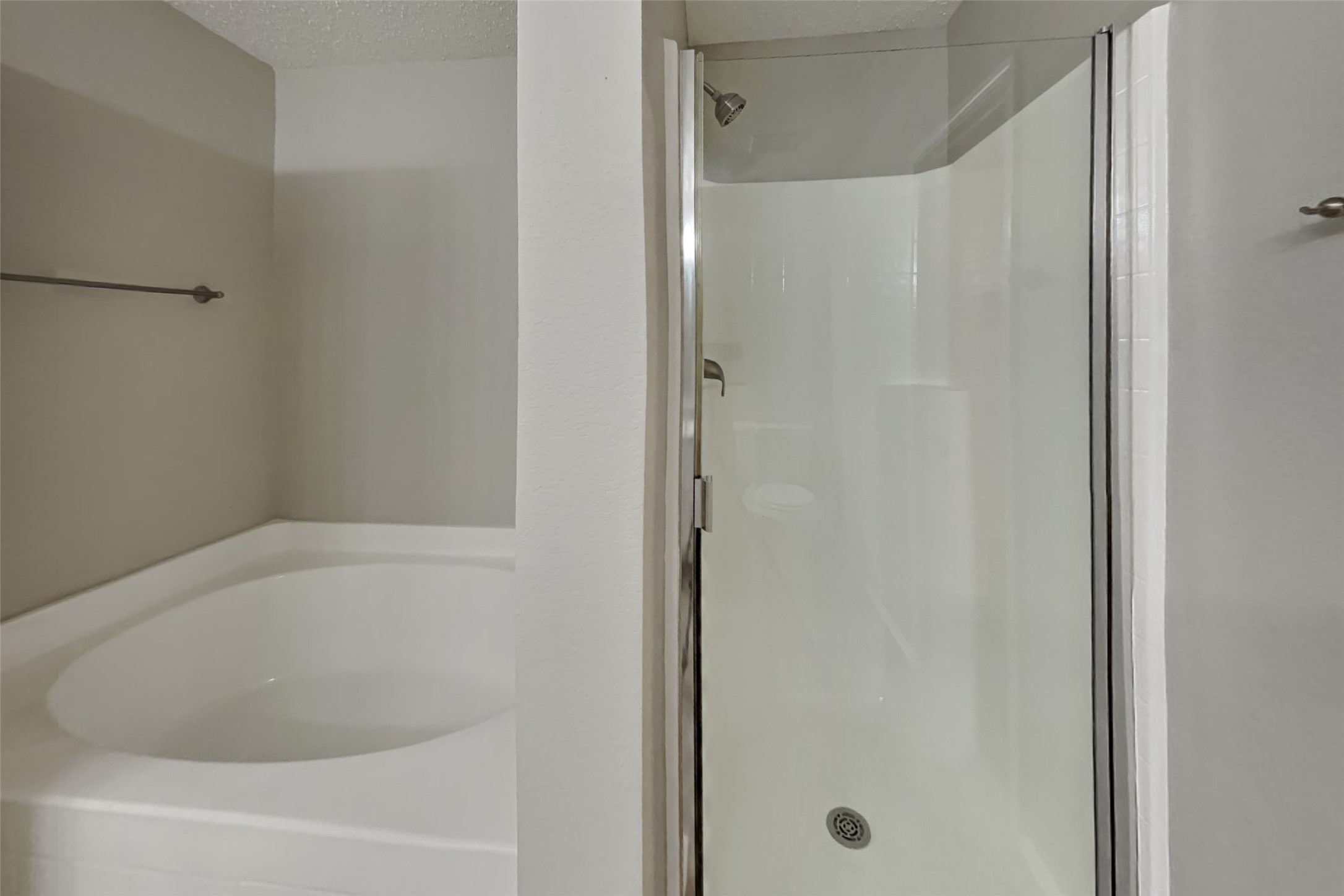 6056 Crescenzio Drive , Grand Prairie, TX, 75052 | 20528053 | Realty Texas LLC