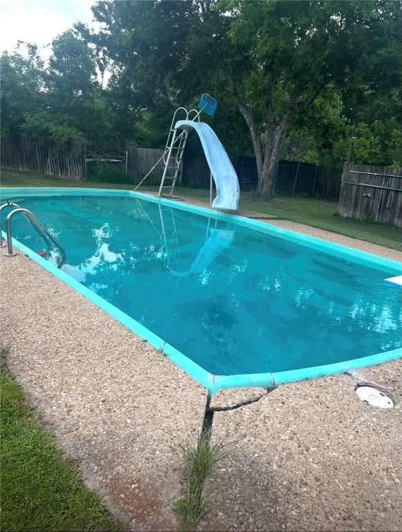 625 N Robinson Drive , Robinson, TX, 76706 | 220493 | Realty Texas LLC