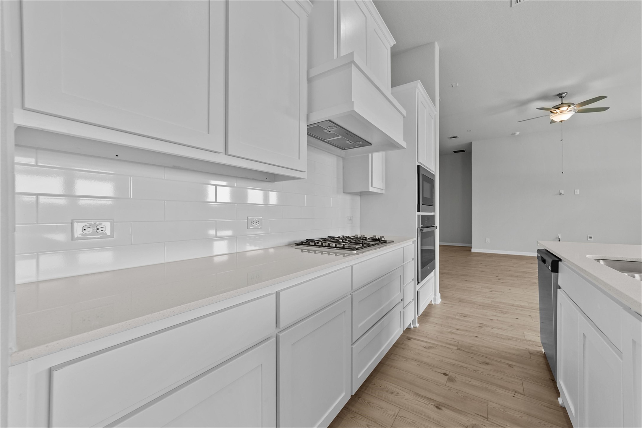 1435 Golden Meadow Drive , Van Alstyne, TX, 75495 | 20528312 | Realty Texas LLC