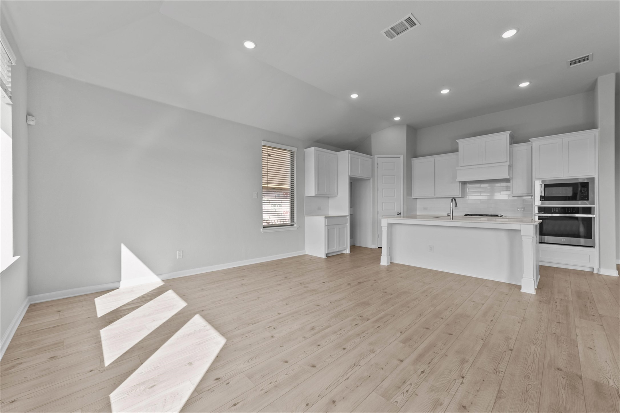 1435 Golden Meadow Drive , Van Alstyne, TX, 75495 | 20528312 | Realty Texas LLC