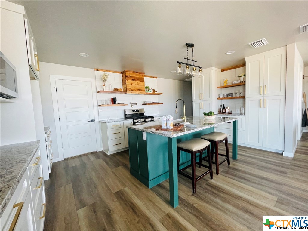 891 County Road 301 , Shiner, TX, 77984 | 533204 | Realty Texas LLC