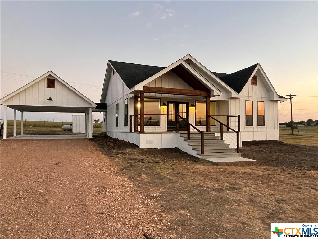 891 County Road 301 , Shiner, TX, 77984 | 533204 | Realty Texas LLC