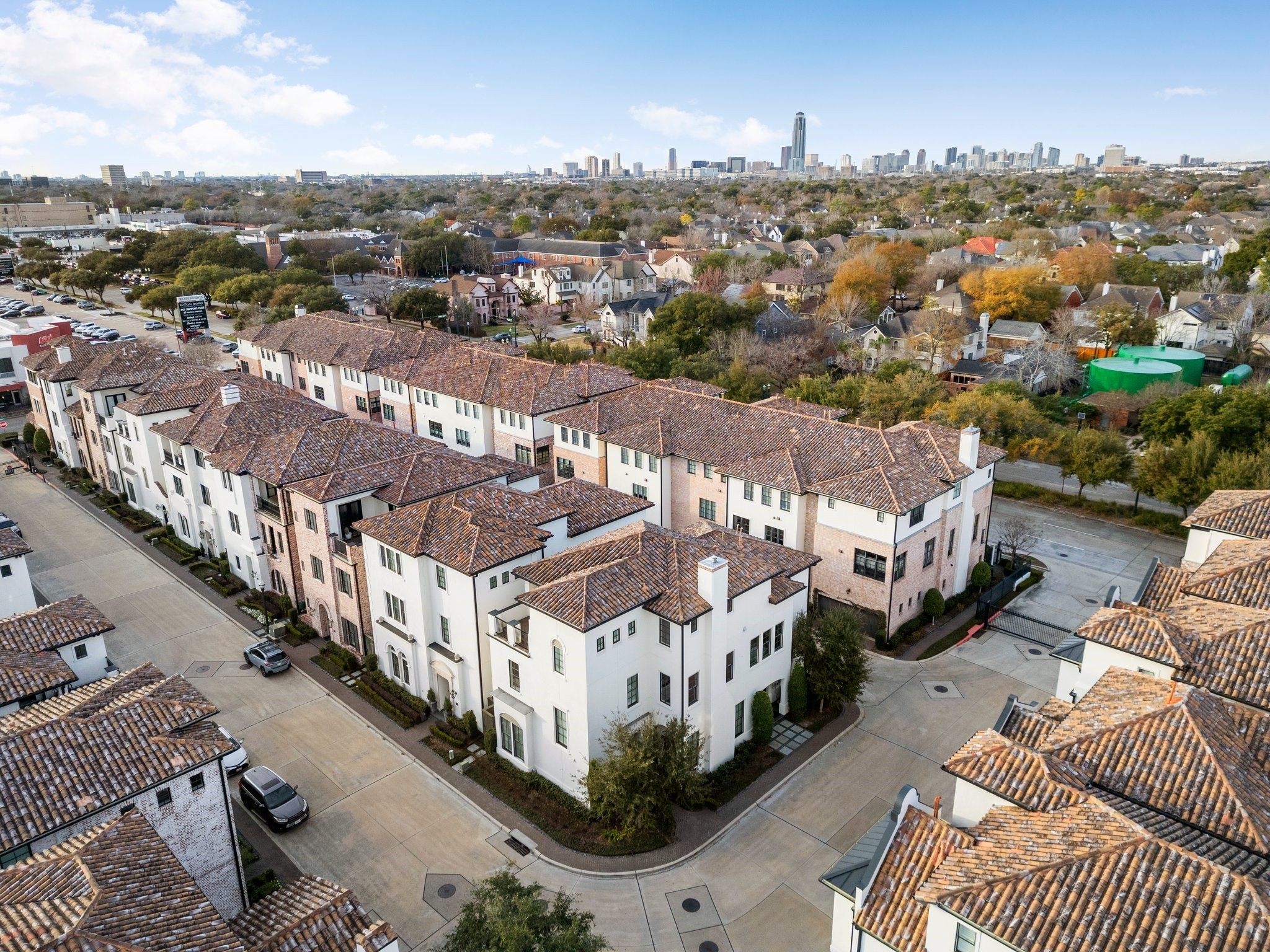 19 Southside Circle , Houston, TX, 77025 | 5412771 | Realty Texas LLC