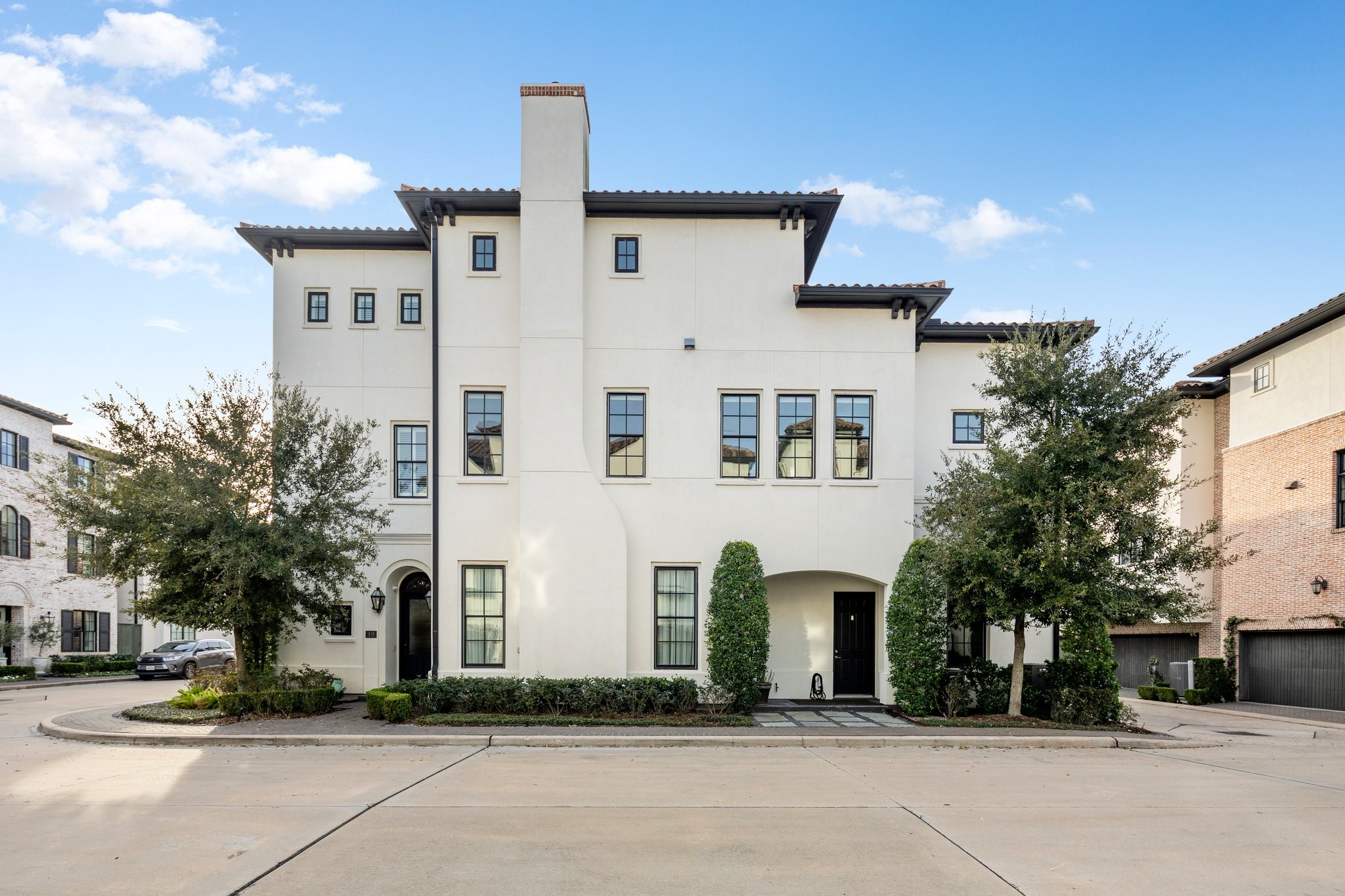 19 Southside Circle , Houston, TX, 77025 | 5412771 | Realty Texas LLC
