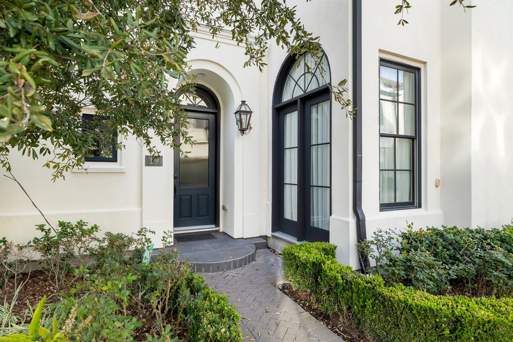 19 Southside Circle , Houston, TX, 77025 | 5412771 | Realty Texas LLC