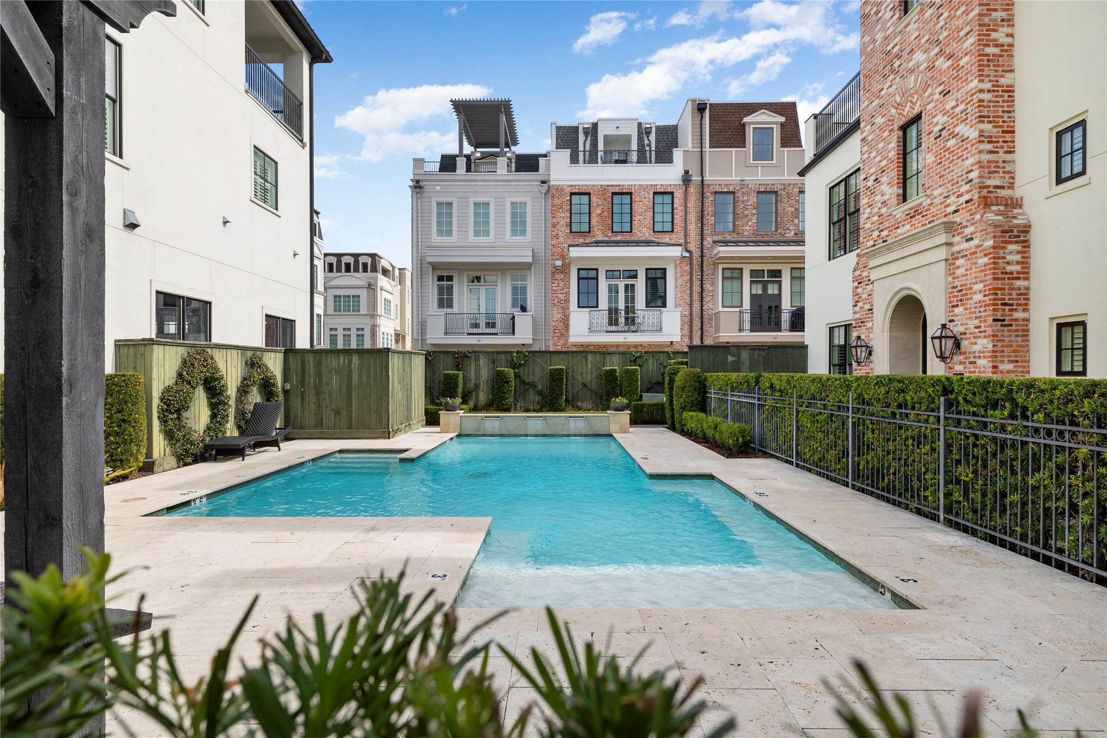 19 Southside Circle , Houston, TX, 77025 | 5412771 | Realty Texas LLC