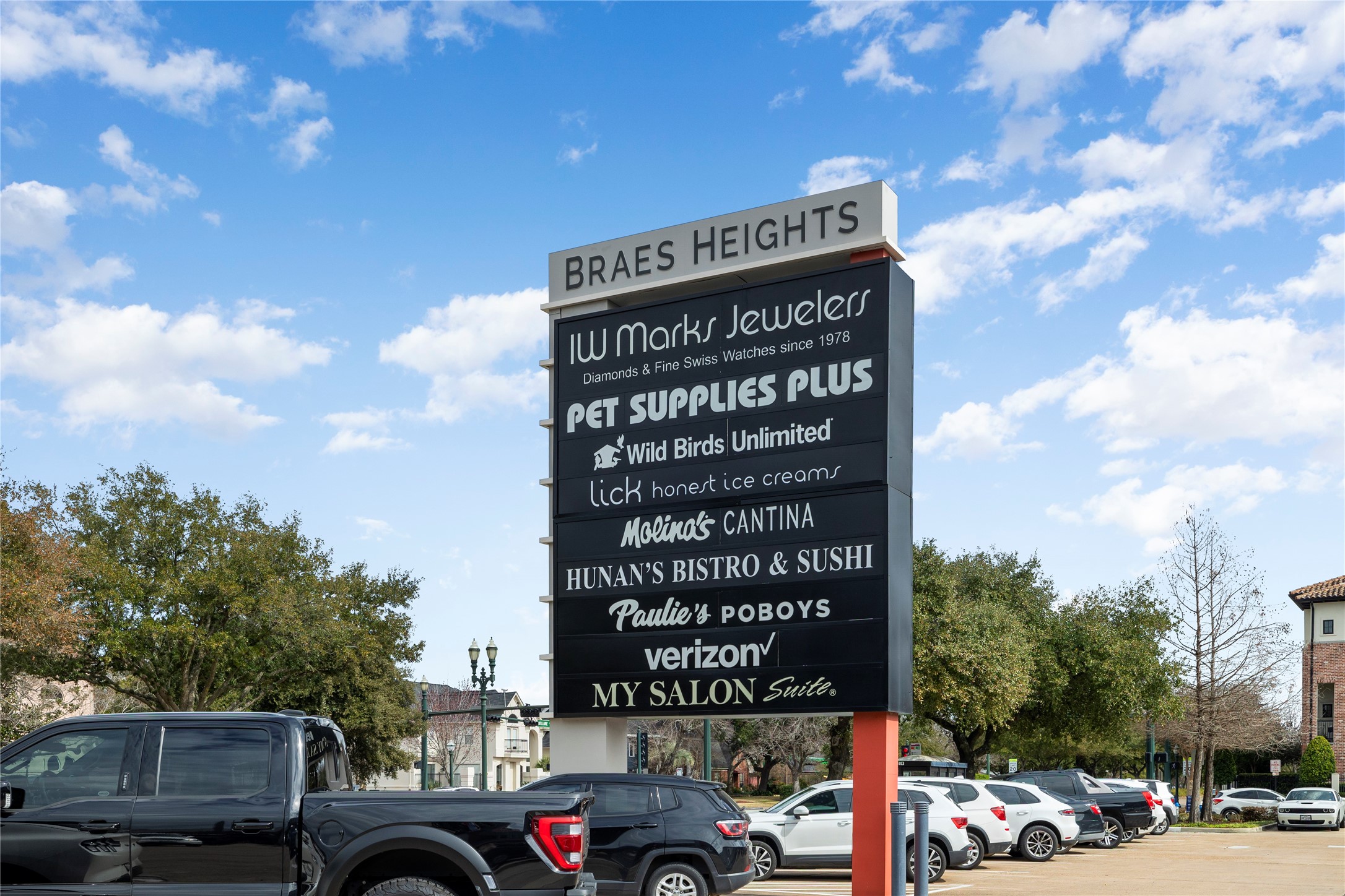 19 Southside Circle , Houston, TX, 77025 | 5412771 | Realty Texas LLC