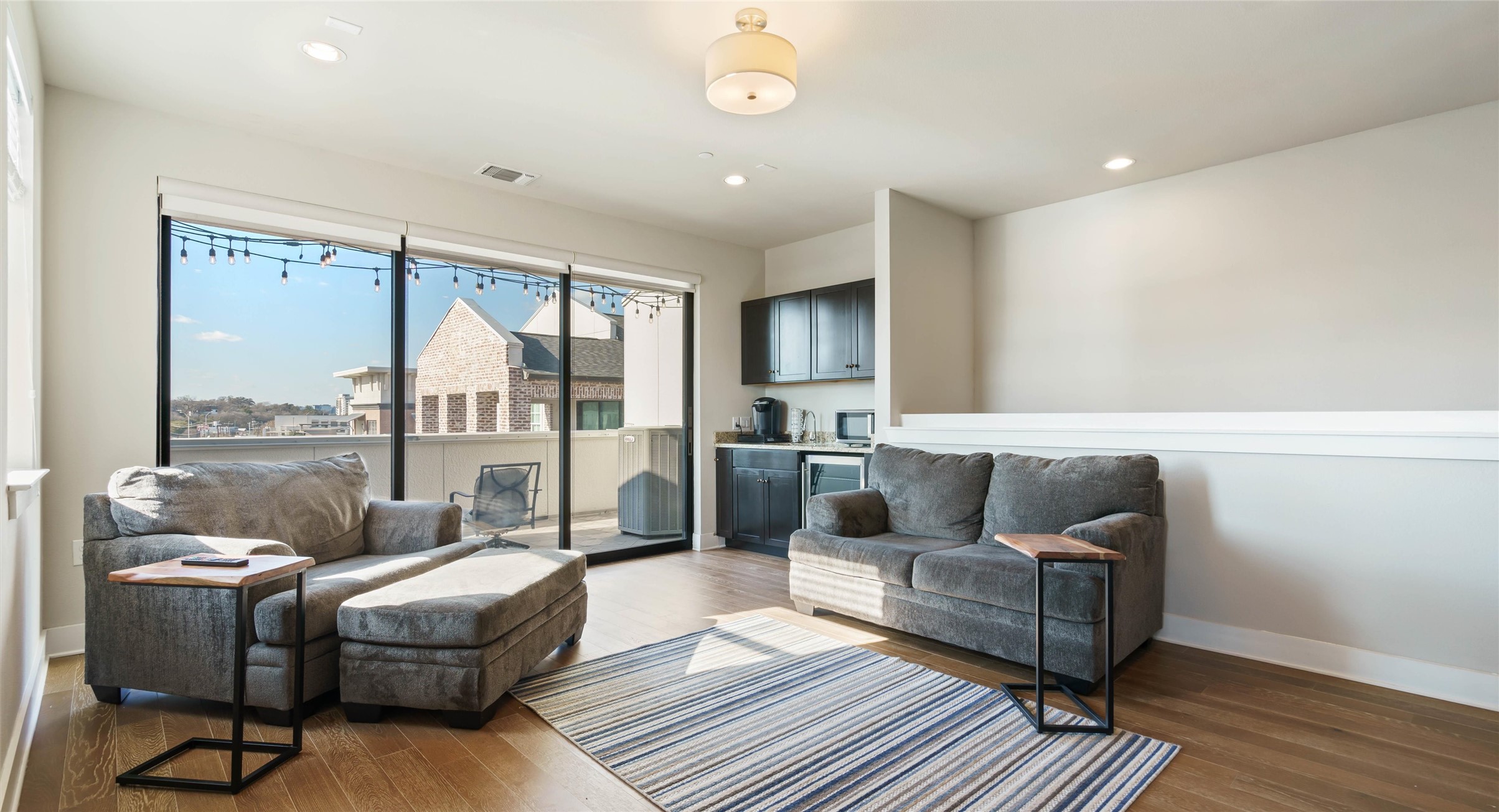 1411 Town Creek DR 4, Austin, TX, 78741 | 6243267 | Realty Texas LLC
