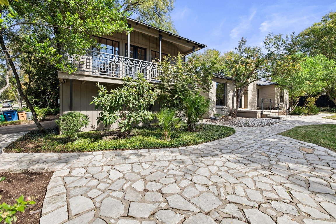 1625 Forest Trail , Austin, TX, 78703 | 5051360 | Realty Texas LLC