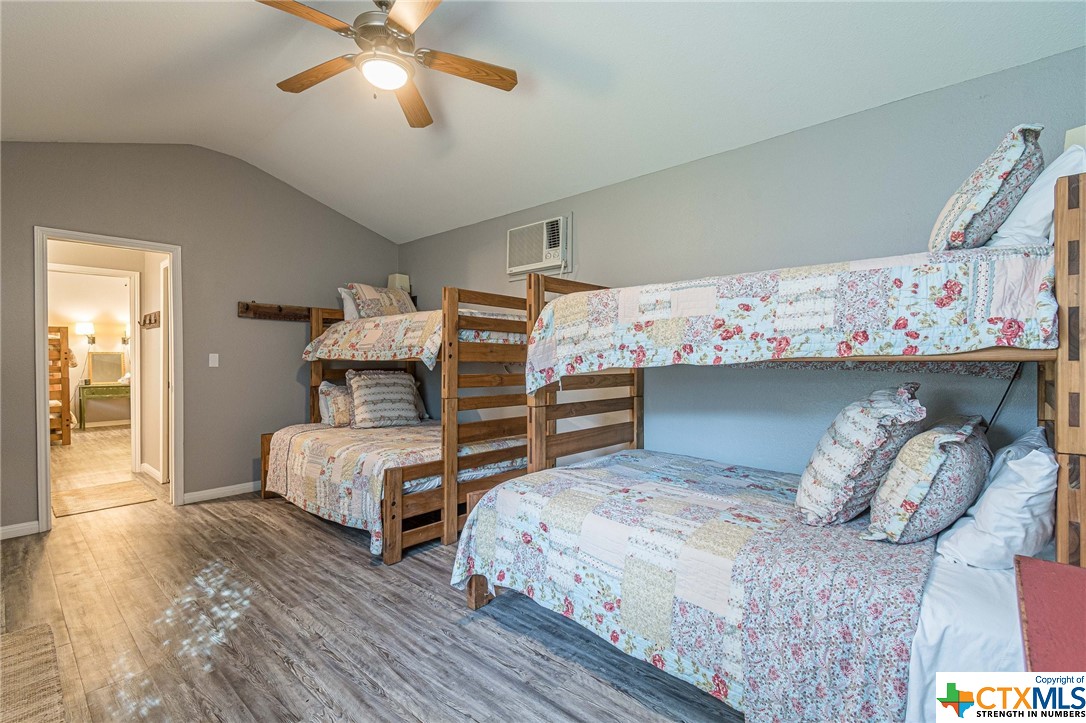 2545 Terminal Loop Road , McQueeney, TX, 78123 | 533274 | Realty Texas LLC