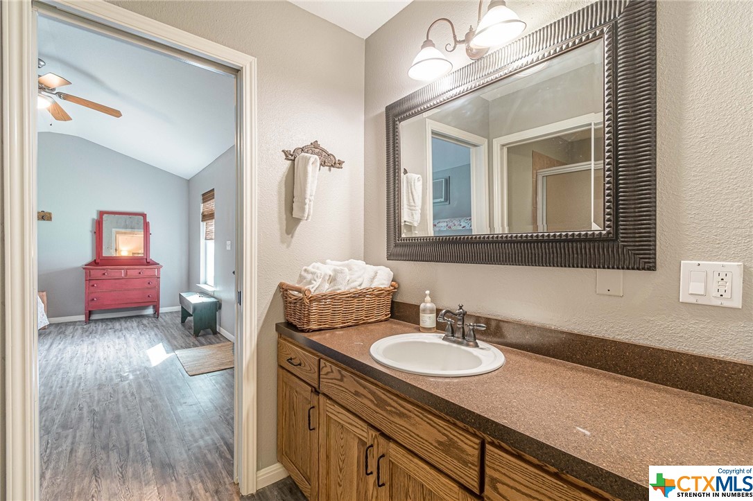 2545 Terminal Loop Road , McQueeney, TX, 78123 | 533274 | Realty Texas LLC