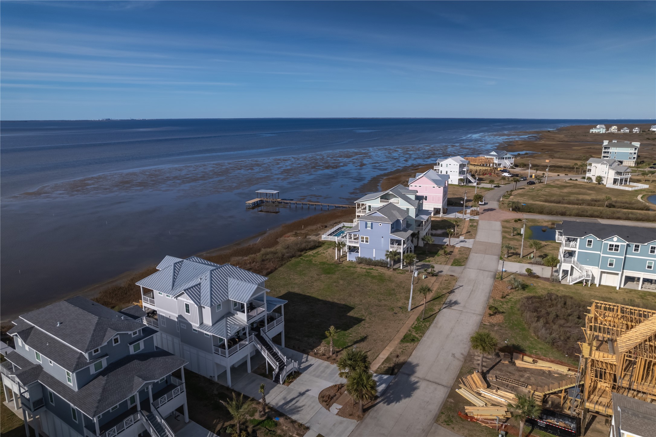 26718 Bay Water Drive , Galveston, TX, 77554 | 61297882 | Realty Texas LLC