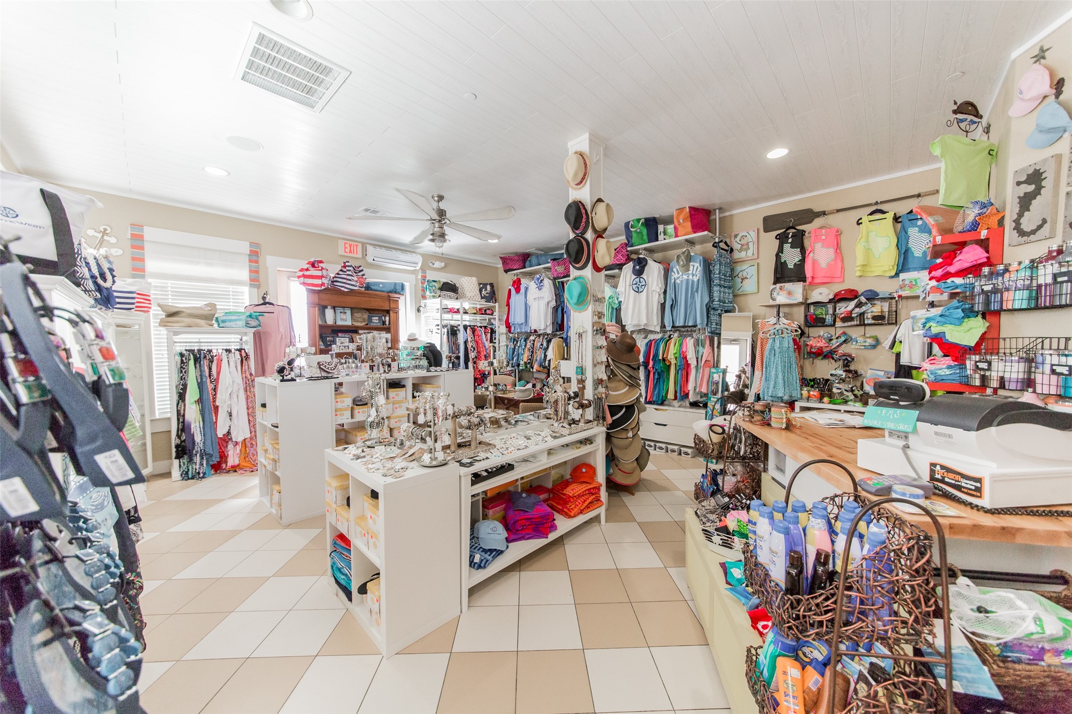 26718 Bay Water Drive , Galveston, TX, 77554 | 61297882 | Realty Texas LLC