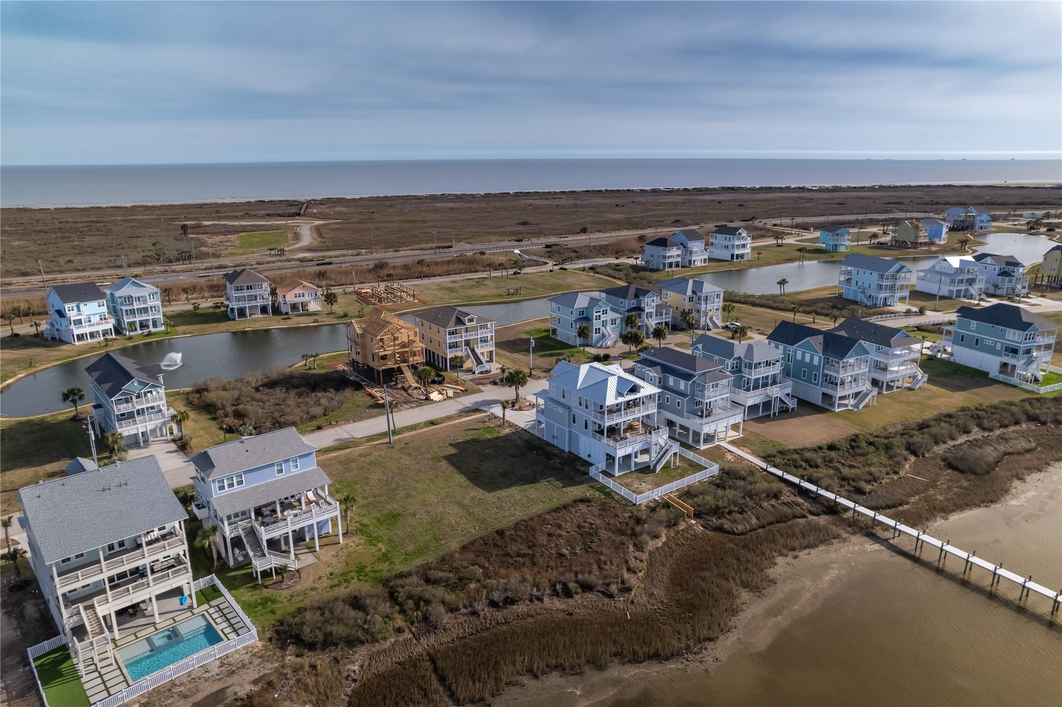 26718 Bay Water Drive , Galveston, TX, 77554 | 61297882 | Realty Texas LLC