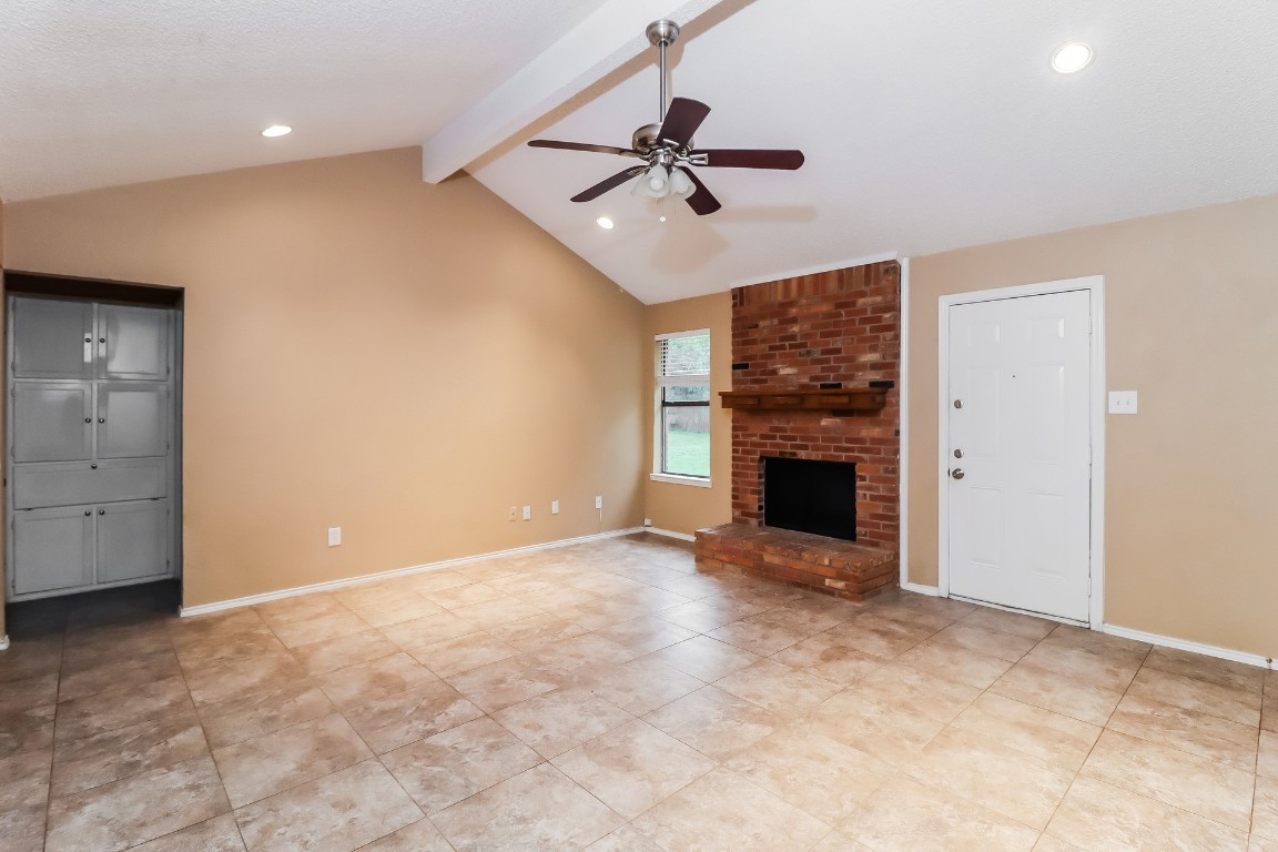 7321 Hyde Court , Fort Worth, TX, 76112 | 20531789 | Realty Texas LLC