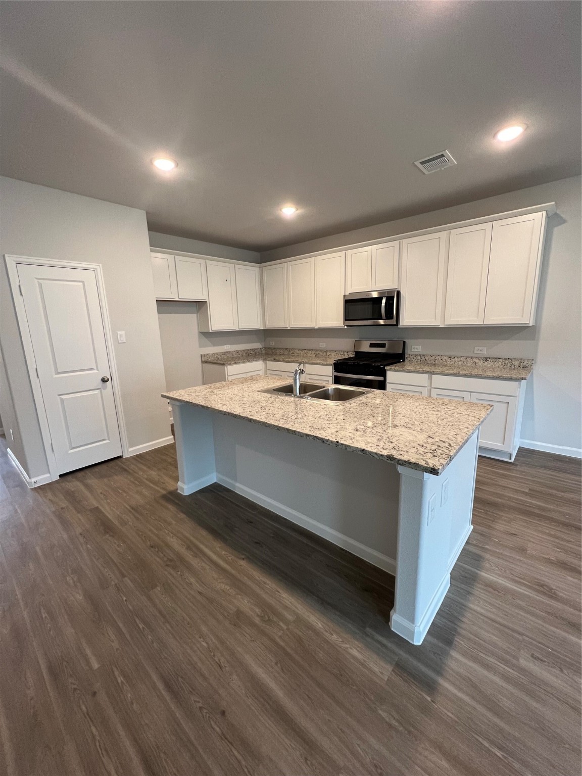 5812 Jade Crest Court , Montgomery, TX, 77316 | 18973646 | Realty Texas LLC