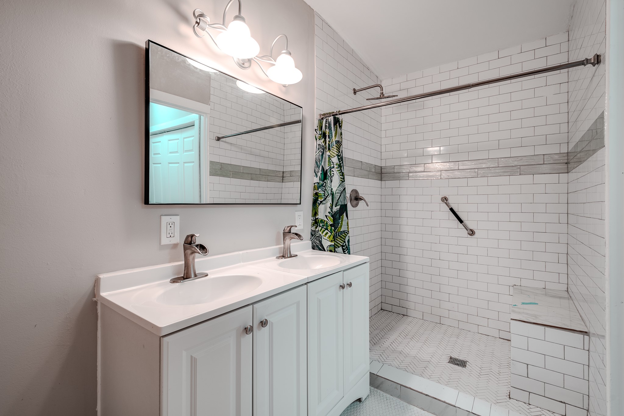 320 Martin Street , Ames, TX, 77575 | 91561673 | Realty Texas LLC
