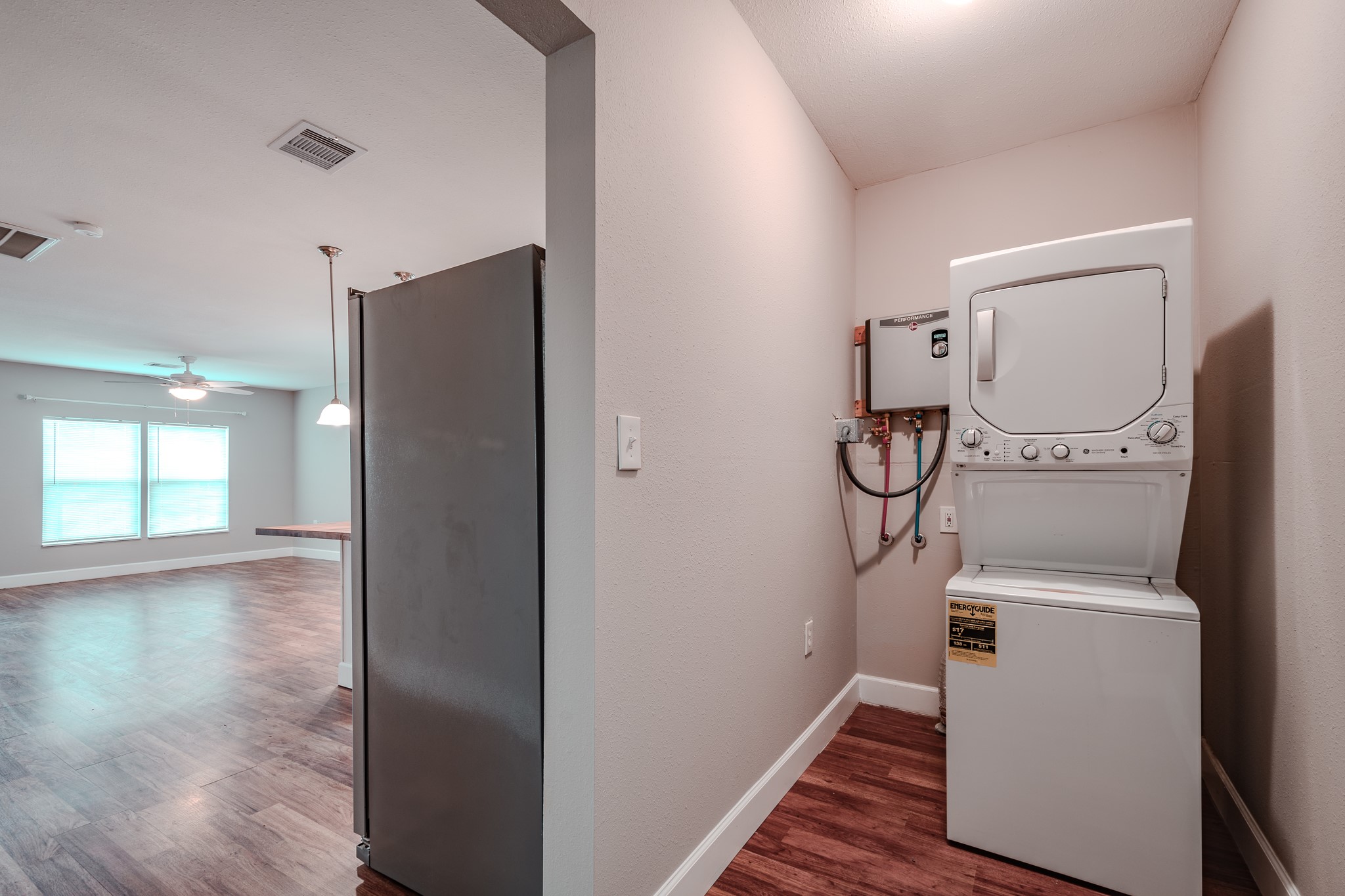 320 Martin Street , Ames, TX, 77575 | 91561673 | Realty Texas LLC