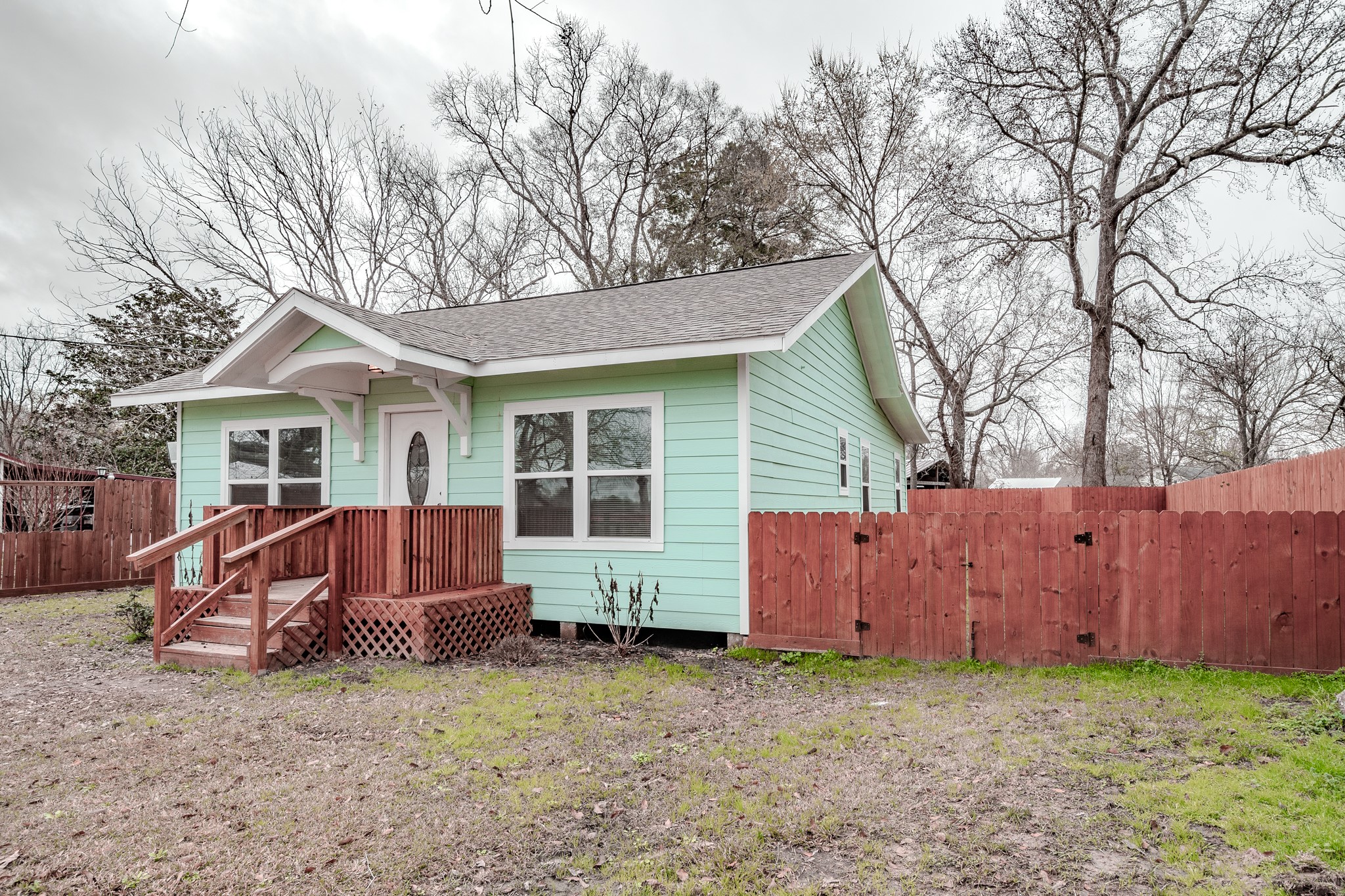 320 Martin Street , Ames, TX, 77575 | 91561673 | Realty Texas LLC