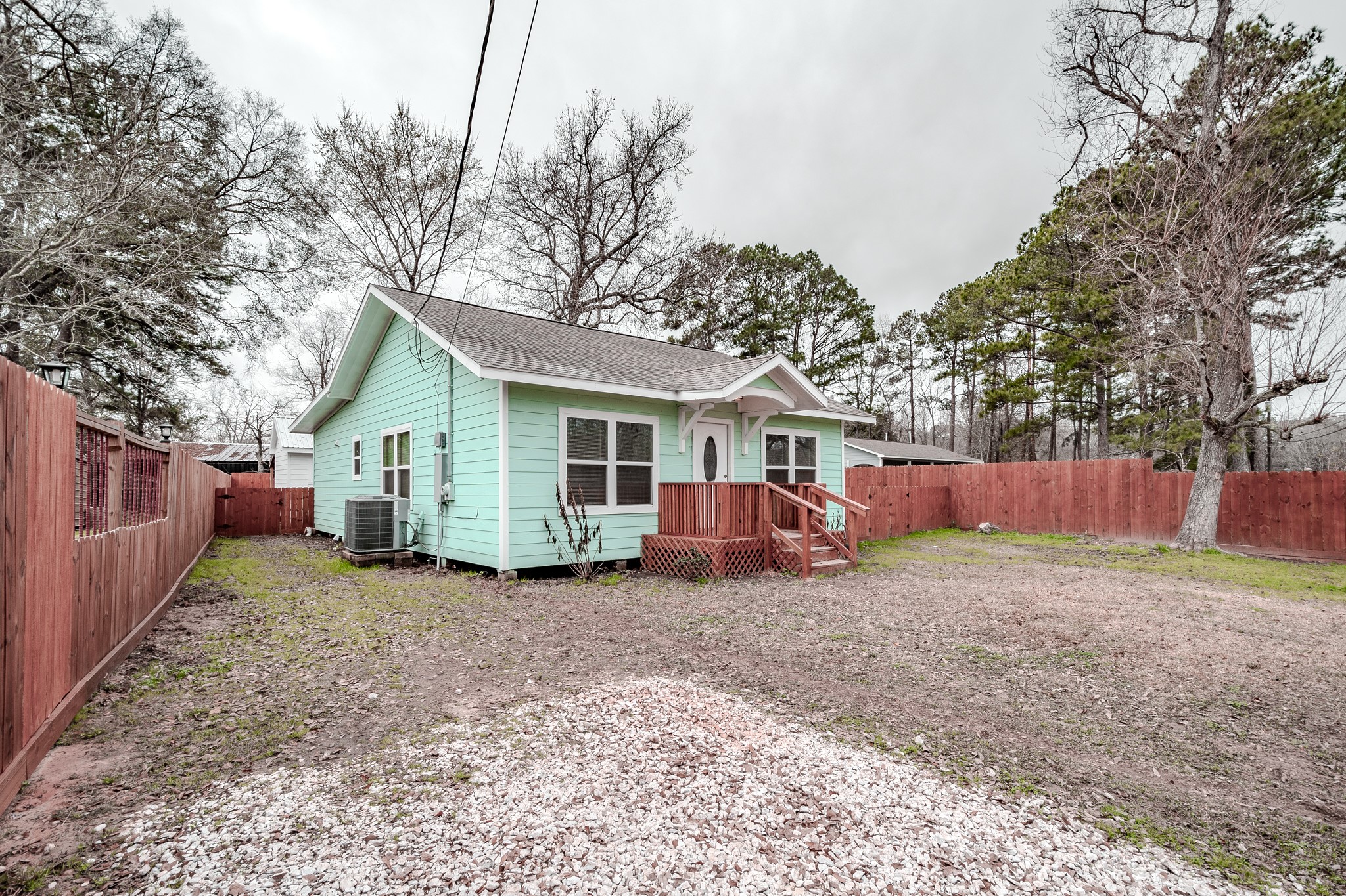 320 Martin Street , Ames, TX, 77575 | 91561673 | Realty Texas LLC