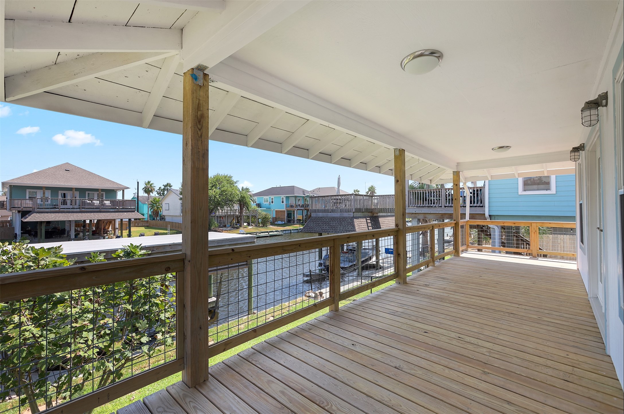 697 Warsaw Street , Bayou Vista, TX, 77563 | 37680031 | Realty Texas LLC