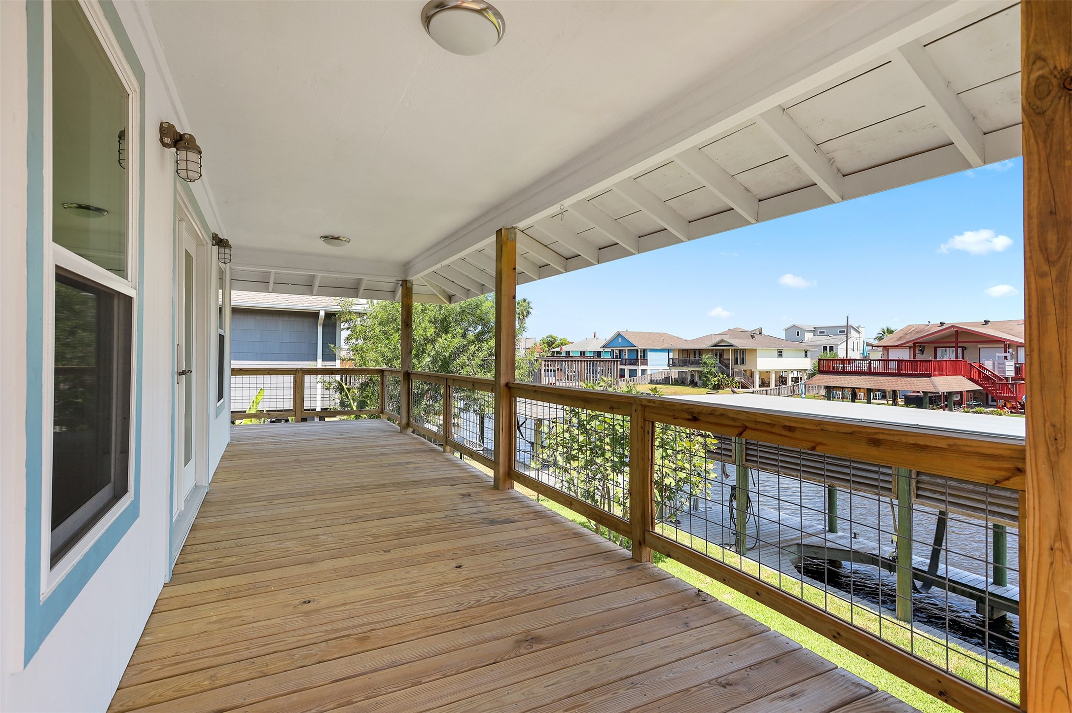697 Warsaw Street , Bayou Vista, TX, 77563 | 37680031 | Realty Texas LLC