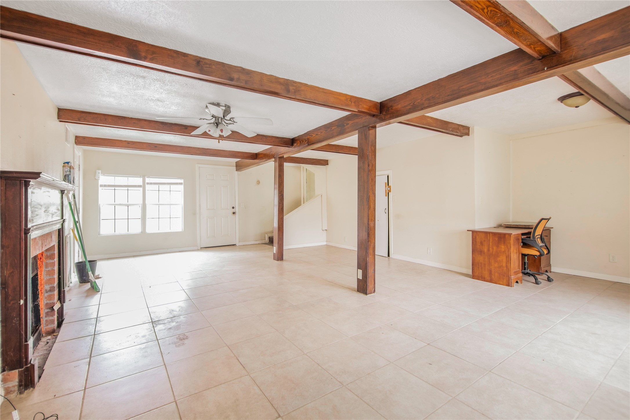 320 Tomlinson Street , Sour Lake, TX, 77659 | 79599292 | Realty Texas LLC