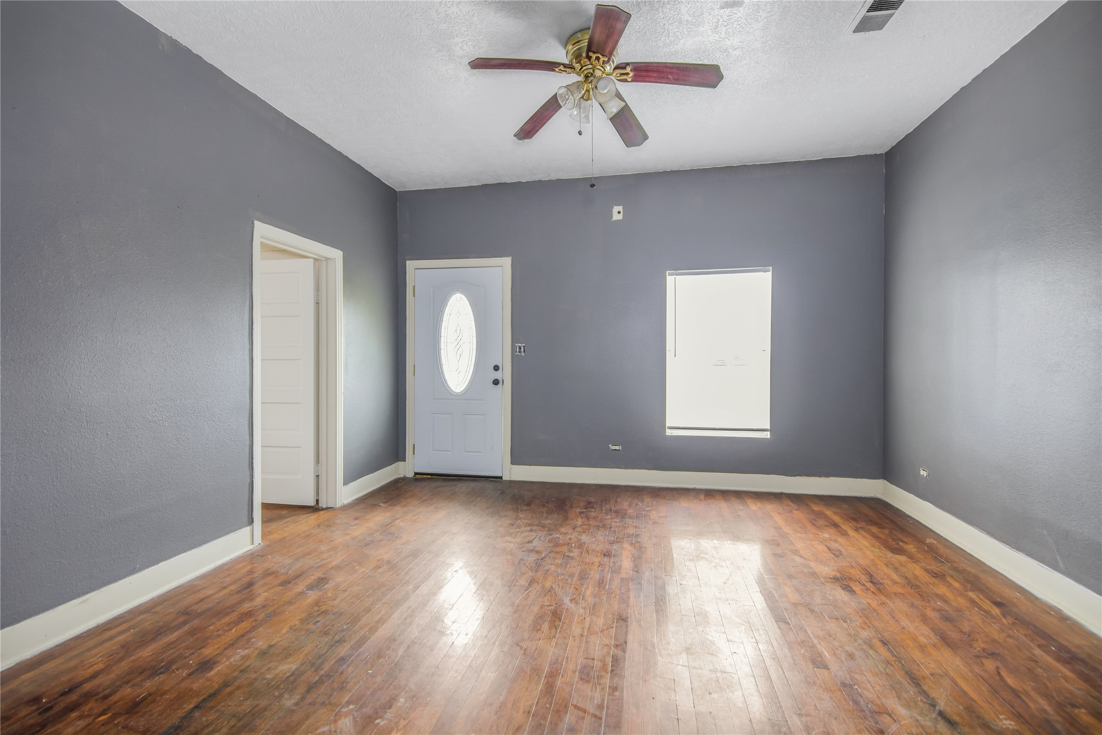 320 Tomlinson Street , Sour Lake, TX, 77659 | 79599292 | Realty Texas LLC